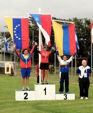 Denisse Van Lamoen c